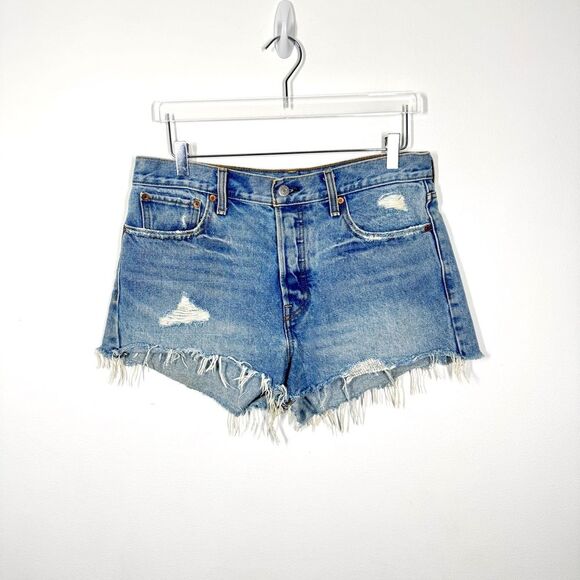 Levi's Women’s Size 32 Blue Denim Cotton Distressed Button Fly Cut Off Shorts - Picture 1 of 9